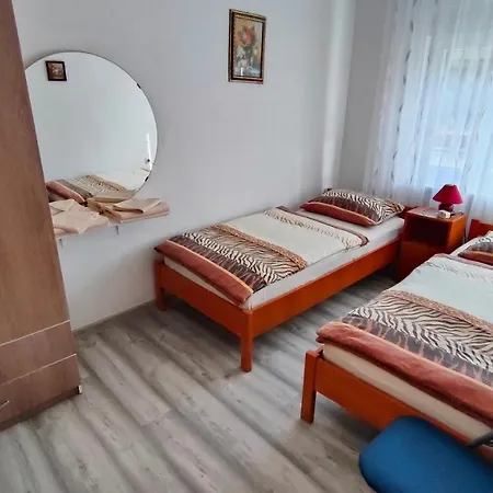 Tina Apartment *