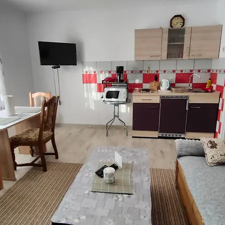 Apartment Tina *